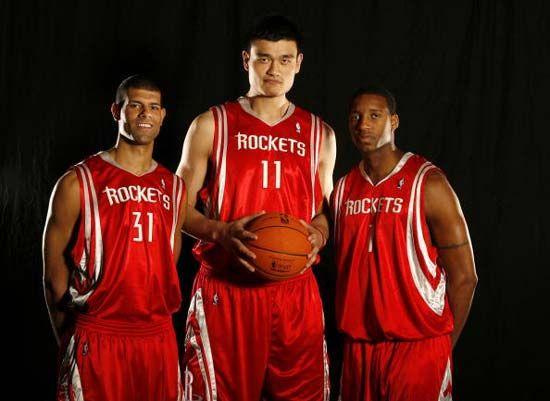 赛后情书：上海海港再度夺冠，颜骏凌历史最被低估门将（夺冠夜情书：海港再登顶，颜骏凌这位被历史低估的门神）