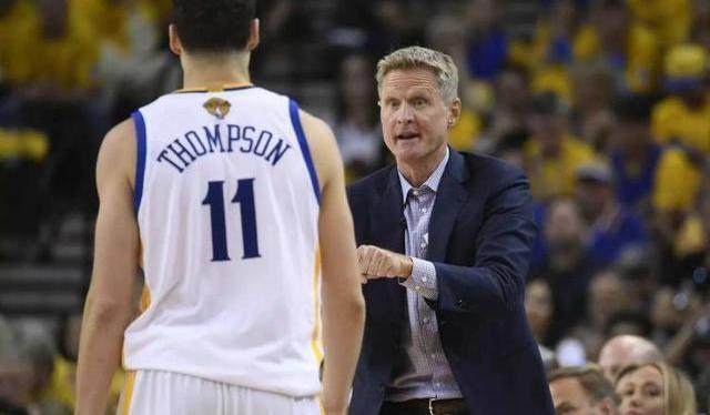 正义必胜：老八小真激辩梅西，小王老真翻案巴萨（正义当先：老八小真激辩梅西，小王老真为巴萨正名）