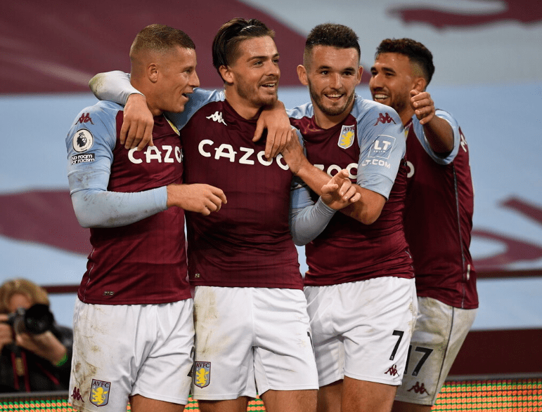 一斯佩齐亚球迷掉进看台和球场之间的沟里，被送进重症监护室（斯佩齐亚一球迷坠入看台与球场间沟渠，已送入重症监护室）