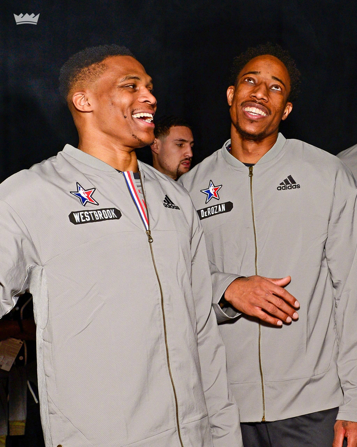 2025巴甲37轮：内马尔戴帽射鹦鹉，红黑提前加冕双冠王（2025巴甲第37轮：内马尔上演帽子戏法击退鹦鹉，红黑军团提前问鼎双冠）