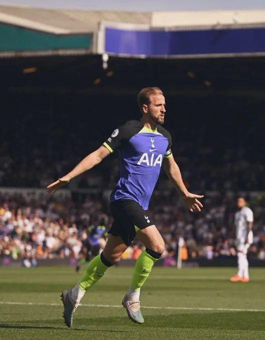 看待他们的 看待他们的